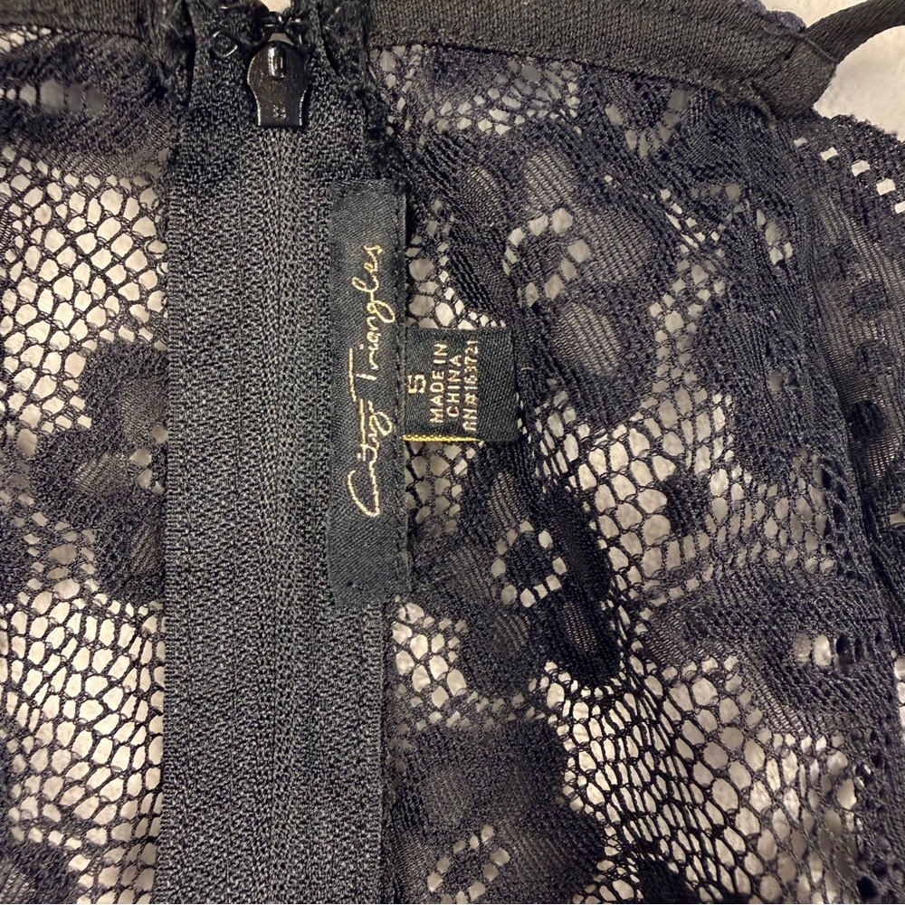 City Triangles Black Lace Bustier Halter Crop Top – Size XS Women (5 Juniors) - Picture 3 of 8